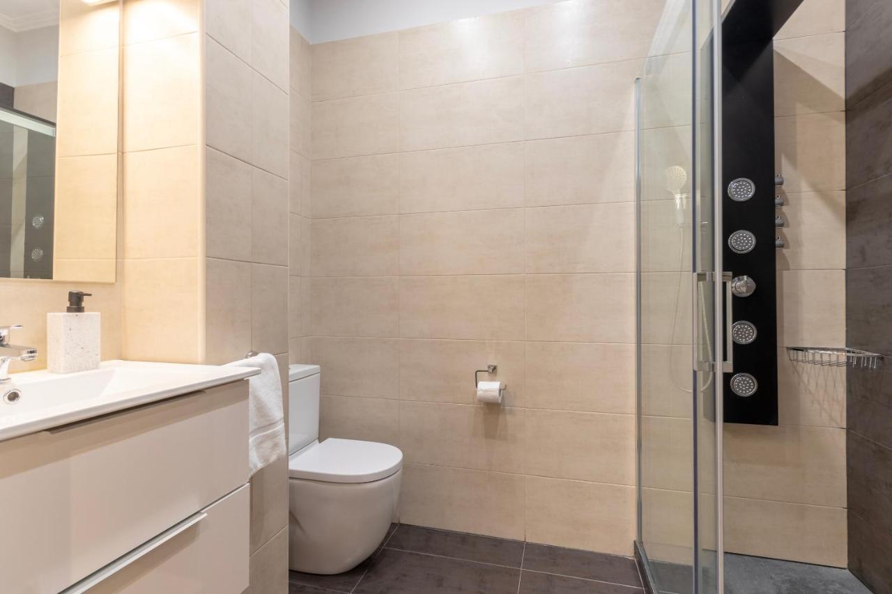 Apartamento Amplio y Elegante en Casco Viejo con Parking Bilbao Exterior foto