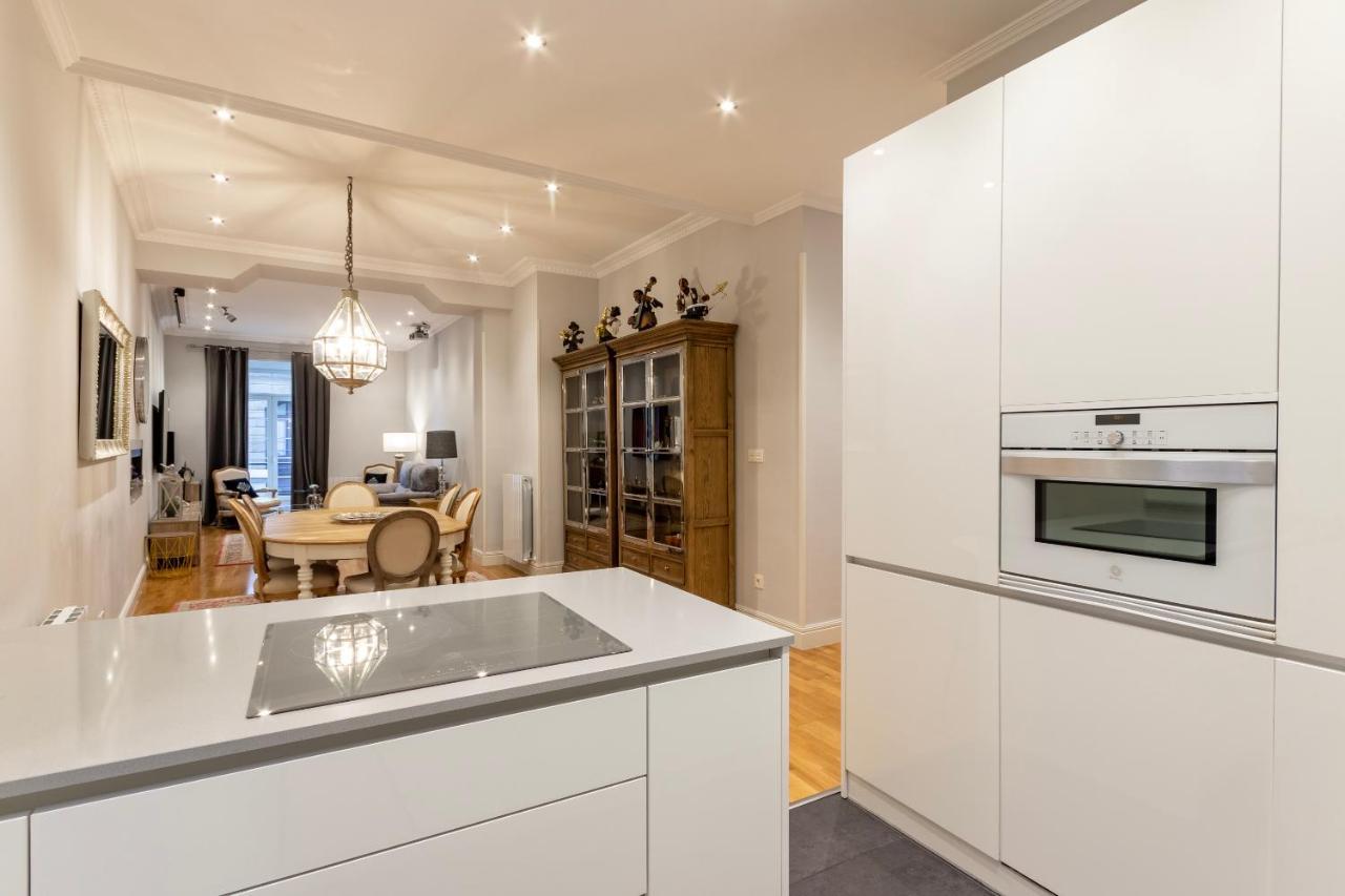 Apartamento Amplio y Elegante en Casco Viejo con Parking Bilbao Exterior foto